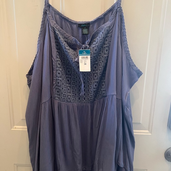 Rue 21 Blue cold Shoulder shirt. Size 3x - Picture 6 of 6